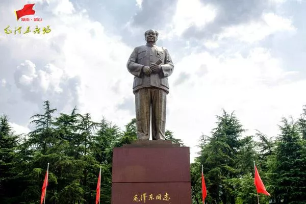 國內最受青睞的十大紅色旅游景點都匯總在這了
